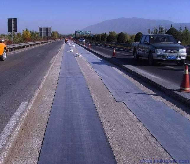 ���̰���